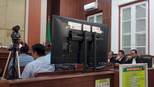  Suasana sidang perkara honorarium fiktif Satpol PP Makassar/Ist