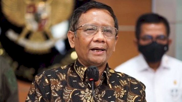 Mahfud Minta Masyarakat Tak Takut Lamar Posisi Dirut Bakti Kominfo