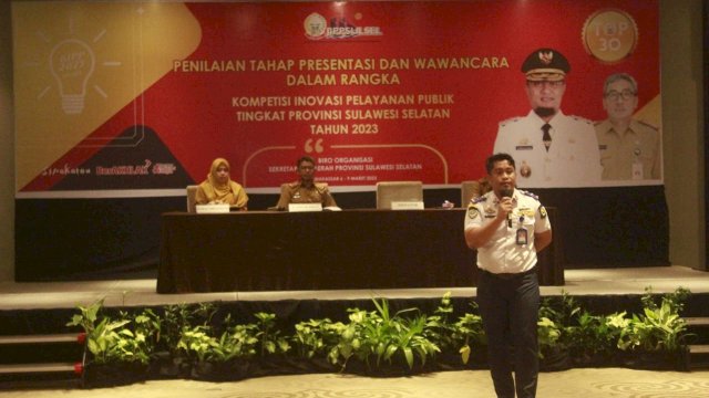 Kepala Dinas Perhubungan Jeneponto, Aspamuji saat mempersentasekan Transportation Smart pada ajang Kompetisi Inovasi Pelayanan Publik (KIPP), di Four Point Hotel Makassar, Selasa, (7/3/2023)