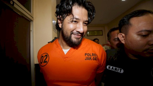 Ammar Zoni kembali ditangkap dalam kasus narkoba. (foto: kumparan) 