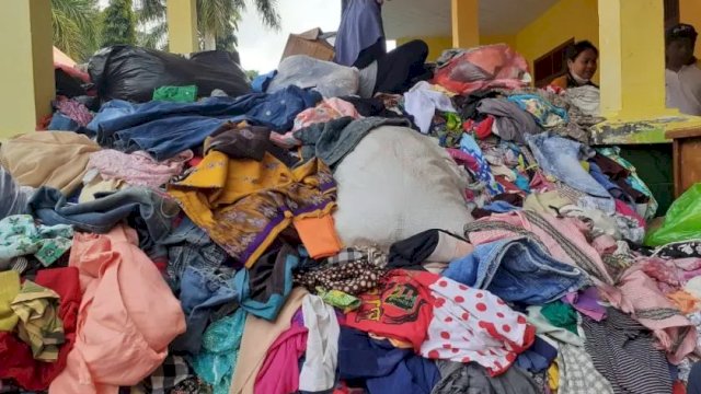 DPR RI Desak Pemerintah Untuk Hentikan Impor Pakaian Bekas