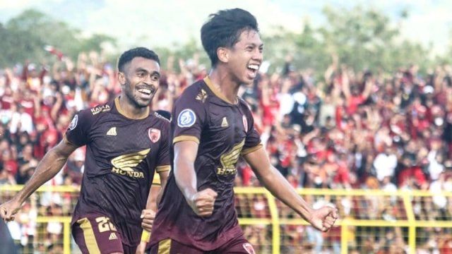 Ananda Raehan saat merayakan gol. Foto: dok. PSM Makassar.