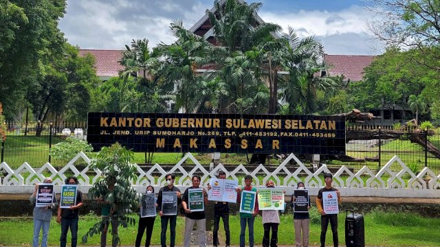 Parade WALHI Sulsel. Foto: ist