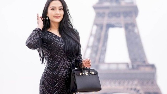 Tangkapan layar akun @vidya_piscarista, istri Kepala BPN Jaktim, Sudarman Harja Saputra. Foto: Instagram/@vidya_piscarista