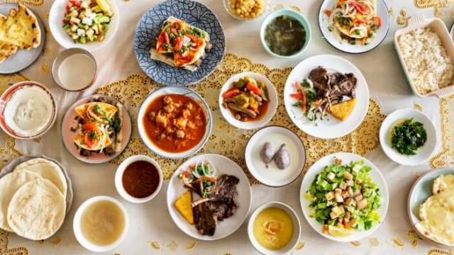 Masjid Al Markaz Makassar Gelar Program Buka Puasa dan Sahur untuk Ribuan Jemaah