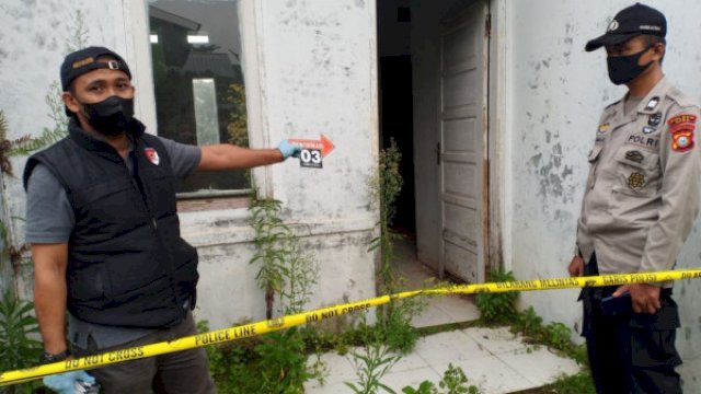 Rumah kosong lokasi penemuan mayat bayi di Gowa. (Ist)