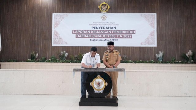 Penyerahan LKPD itu langsung diserahkan Wakil Bupati (Wabup) Gowa, Abd Rauf Malaganni dan diterima Kepala Perwakilan BPK Provinsi Sulsel, Amin Adab Bangun/Ist