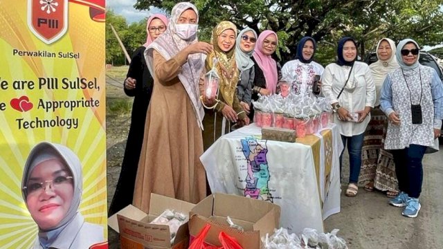 Bagi-bagi Takjil: Cara Merajut Kebersamaan Organisasi Wanita di Sulsel