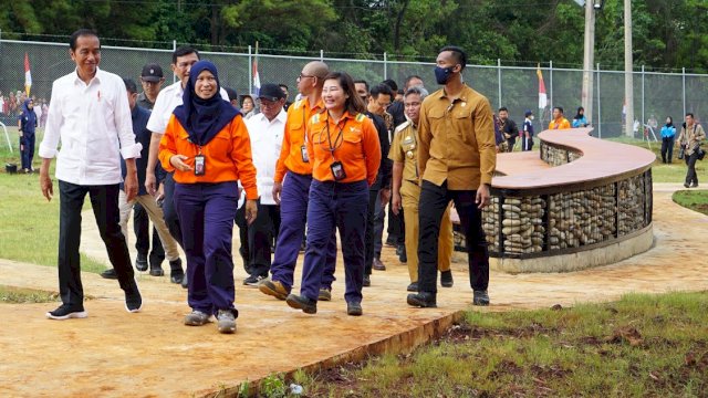 Presiden RI Joko Widodo melihat langsung proses tambang nikel milik PT Vale Indonesia. Foto: dok