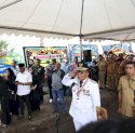 Dilepas Secara Militer, Wali Kota Makassar Pimpin Upacara Persemayaman Almarhum Rapsel Ali