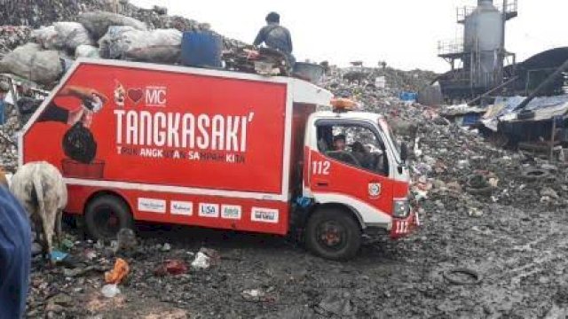 Truk sampah Makassar, Tangkasaki. Foto: ist 