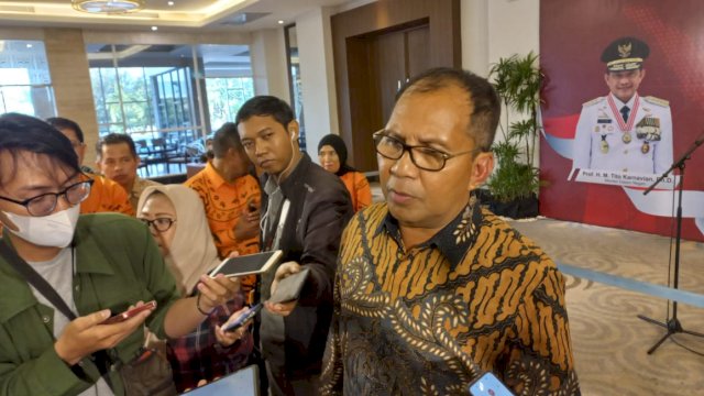 Wali Kota Makasaar Danny Pomanto saat menghadiri Seminar Nasional Peringatan Hari Otonomi Daerah yang ke 27 di Hotel Four Point Makassar. Foto: Portalmedia.id/Fitri
