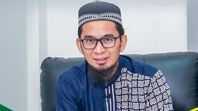 Ustaz Adi Hidayat 