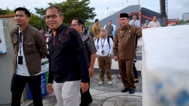 Wali Kota Makassar Moh Ramdhan Pomanto saat melakukan finalisasi kegiatan Peringatan Hari Otonomi Daerah (OTDA) XXVII di Anjungan Pantai Losari/Ist