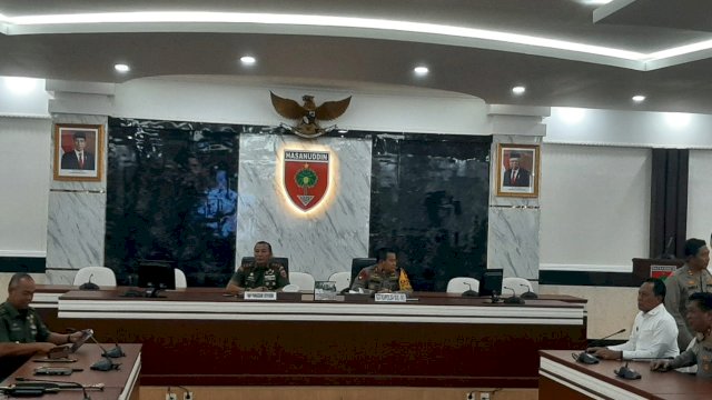 Pertemuan Pangdam XIV Hasanuddin dengan Kapolda di Kota Makassar terkait penanganan penyerangan Mapolres Jeneponto/Ist