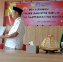 Kepala LLDIKTI Wilayah IX Serahkan SK Pembukaan Prodi S2 Hukum UNSA Makassar