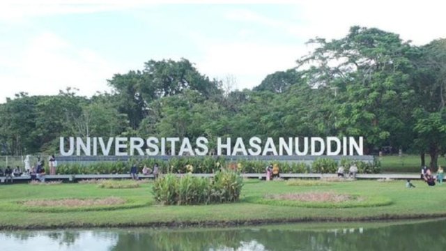 Dua Mahasiswa Unhas Torehkan Prestasi di Kanca Internasional: Sabet Medali Perak pada Olimpiade Matematika Rusia