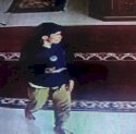 Pria Misterius di Makassar Kuras Isi Kotak Amal Masjid di Siang Bolong