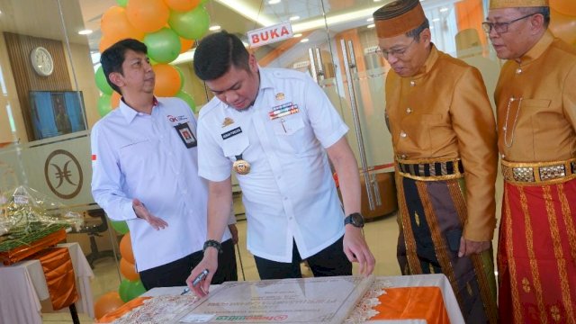Bantu UMKM, BPR Hasamitra Kucurkan Dana KUR Lewat Pelayanan Kantor Baru di Gowa