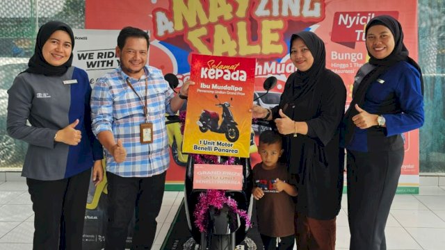 Pelanggan Setia Kalla Toyota Palopo Menangkan Grand Prize Satu Unit Motor Benelli Panarea