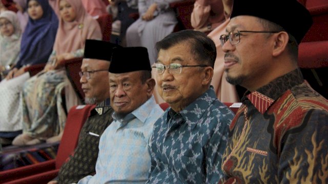 Hadiri Wisuda SPIDI dan SADIQ, JK Bahas Landasan Ilmu Pengetahuan dan Teknologi  