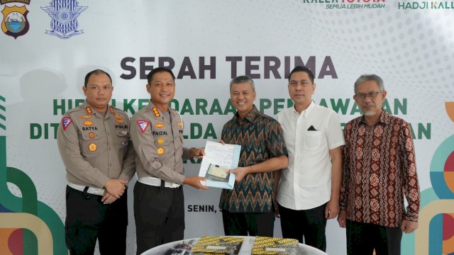 Ditlantas Polda Sulsel Terima Hibah Kendaraan Pengawalan dari Kalla Toyota