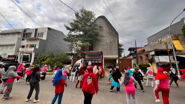 Senam BE5TI Bangkitkan Semangat Olahraga Warga Mamajang 