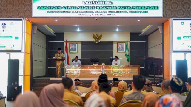 Taufan Pawe Himbau ASN Pemkot Parepare Berzakat Melalui Baznas
