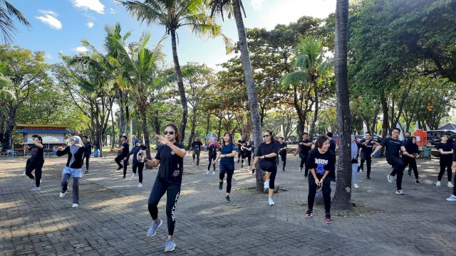 Olahraga Zumba Pilihan GMTD Jaga Pola Hidup Sehat di Akhir Pekan