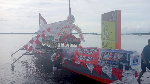 RS HAH Parepare Perkenalkan Medical Tourism Melalui Perahu Hias di Festival Salo Karajae 