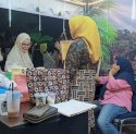 Stan Dekranasda Parepare di Festival Salo' Karajae Diserbu Pengunjung, Beri Edukasi Kerajinan Tangan