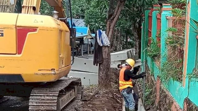 Terus Berbenah, Pemkot Parepare Benahi Drainase di Jalan Pemuda