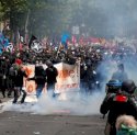 Sepekan Dilanda Kericuhan, Polisi Prancis Tolak Aksi Damai Warga
