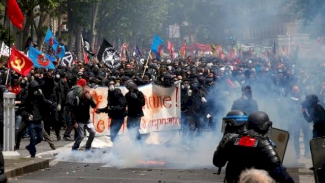 Sepekan Dilanda Kericuhan, Polisi Prancis Tolak Aksi Damai Warga