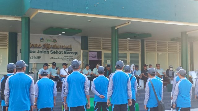 Peringati Tahun Baru Islam 1445 H, UMI Gelar Jalan Sehat