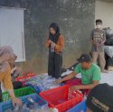  Lewat Program Bottle Exchange with Plants, Bio Farma Libatkan Karyawan Lestarikan Lingkungan 