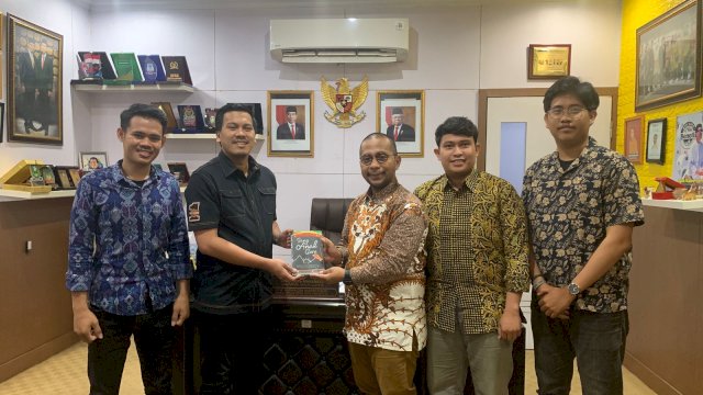 Novel Sang Anak Guru Bakal Launching Agustus Mendatang di Makassar 