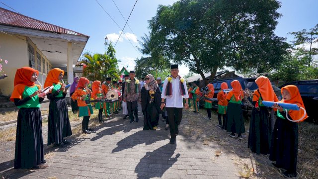 Ground Breaking Pembangunan Pesantren Al-Munawwarah GUPPI, Taufan Pawe Apresiasi Donator