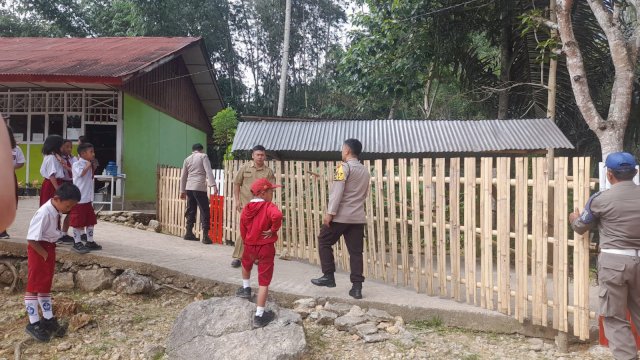 Lahan Sekolah Dasar Negeri (SDN) 10 Makale, Kabupaten Tana Toraja diduga diserobot salah satu warga/Ist
