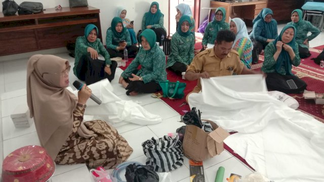 Tim Penggerak PKK Kabupaten Gowa dalam membina para pengurus dan kader terus dilakukan melalui berbagai program kerja/Ist
