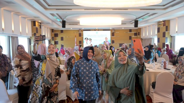 Cetak Siswa Berkualitas, Indira Ajak Guru PAUD Ciptakan Suasana Belajar Menyenangkan