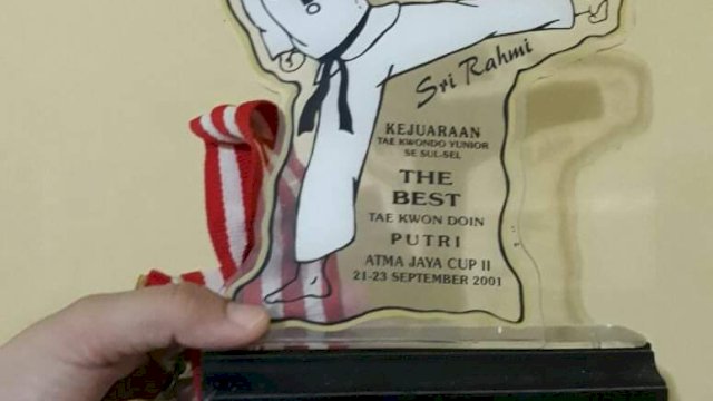 "Sesudah kesulitan ada kemudahan."
