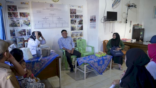 Dosen UNSA Makassar, Dr.Ahmad Syaikhu, S.Pd.,M.Pd saat berkunjung ke Kelurahan Tallo, Kamis (10/8/2023)/Ist