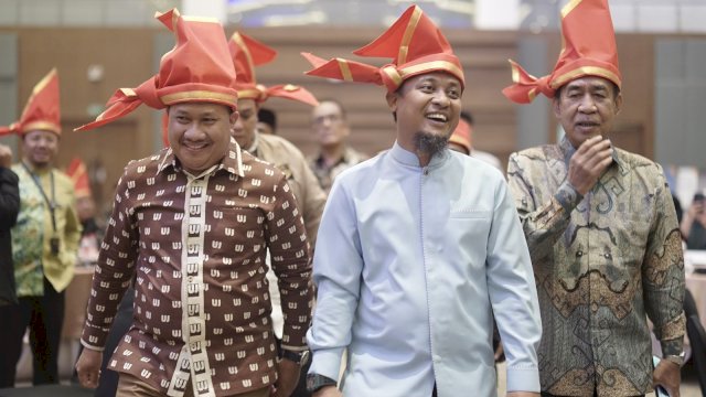 Gubernur Sulsel dan Ketua Komisi VIII DPR  Hadiri Mukernas Kesturi di Makassar