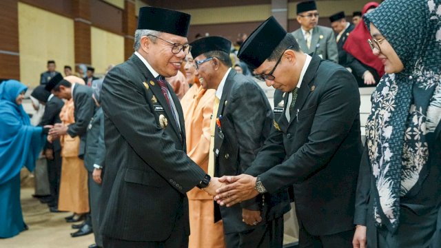 'Bersih-bersih' Struktural, Walikota Parepare Lantik 12 Pejabat Baru 