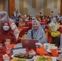 Hadiri Sulsel Craft Expo di Samarinda, Erna Rasyid Taufan Pamer Produk UMKM Lokal