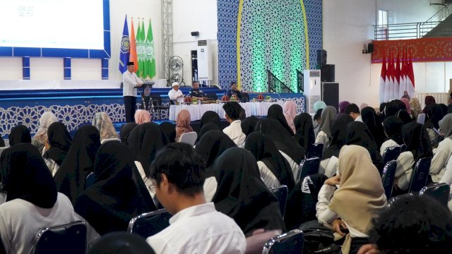 Cetak Calon Guru Profesional, FKIP Unismuh Lepas 595 Mahasiswa P2K