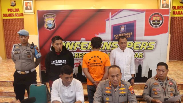 Kapolrestabes Makassar, Kombes Pol Mokhamad Ngajib saat ekspose kasus/Ist