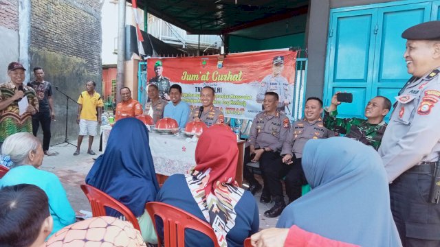 Kombes Pol Mokhamad Ngajib saat berkunjung di Pasar Bonto Makkio, Jalan Bonto Dg Ngrate, Kecamatan Rappocini (Portal Media/Aldy)