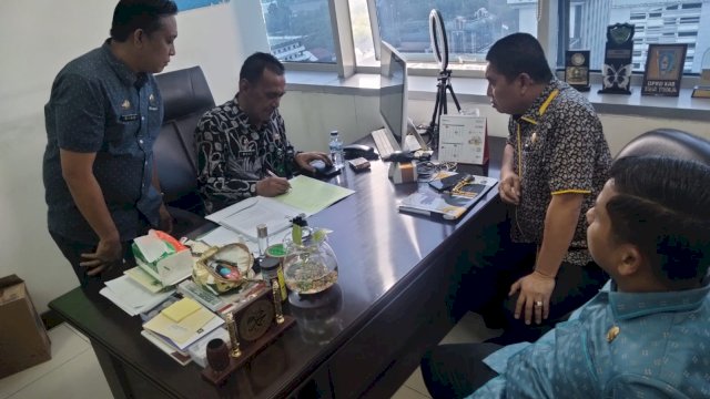 Pimpinan DPRD dan Sekwan Antar 3 Usulan Nama Pejabat Wali Kota Parepare